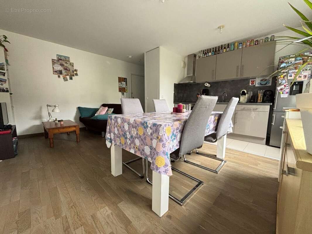 Appartement à SAINTRY-SUR-SEINE