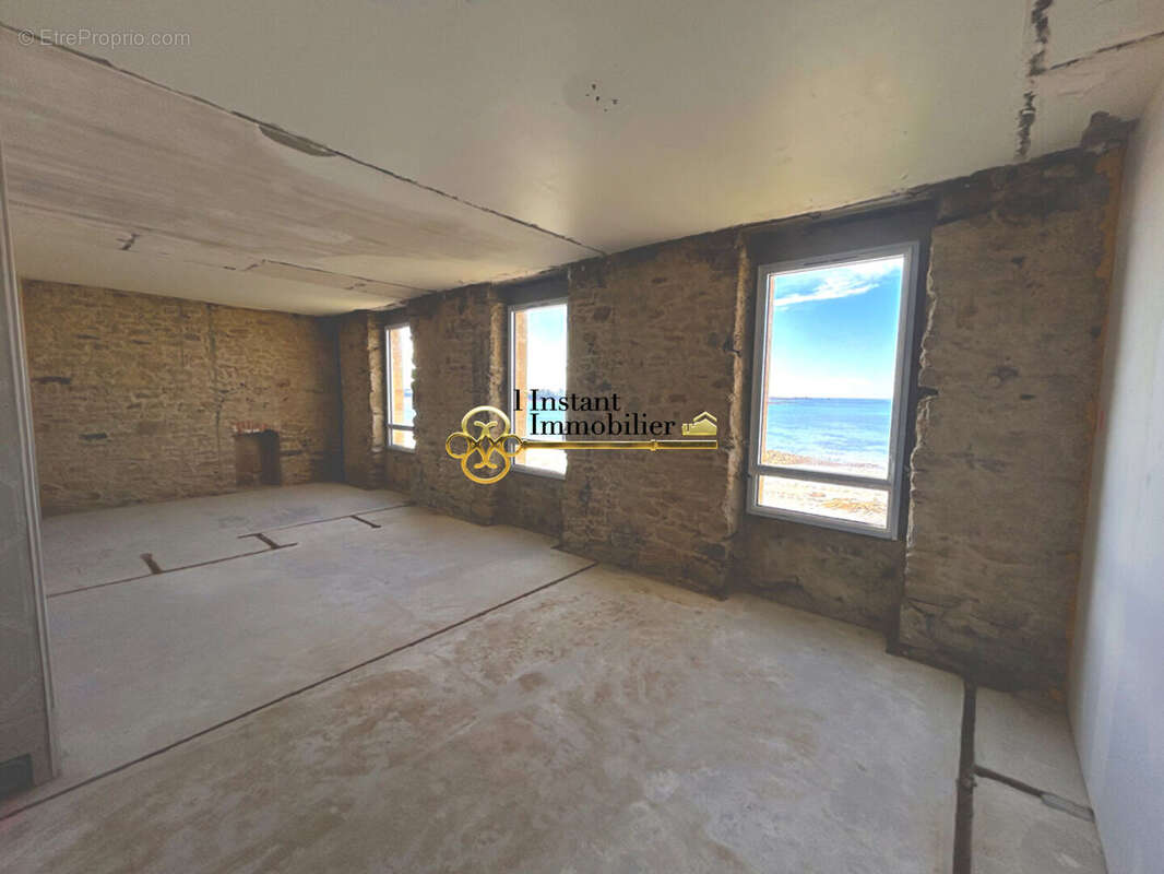 Appartement à SANTEC