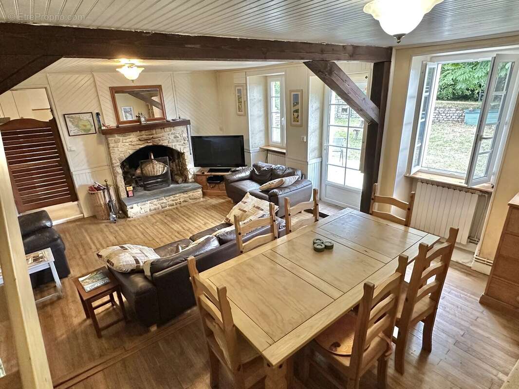 Charmante maison de 4 chambres dans un hameau paisible - photo 3