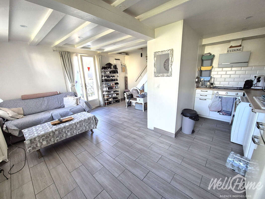 Appartement à SAINT-OUEN-L'AUMONE