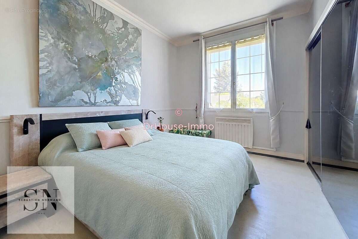 Maison 167 m² à Pujols  - photo 5