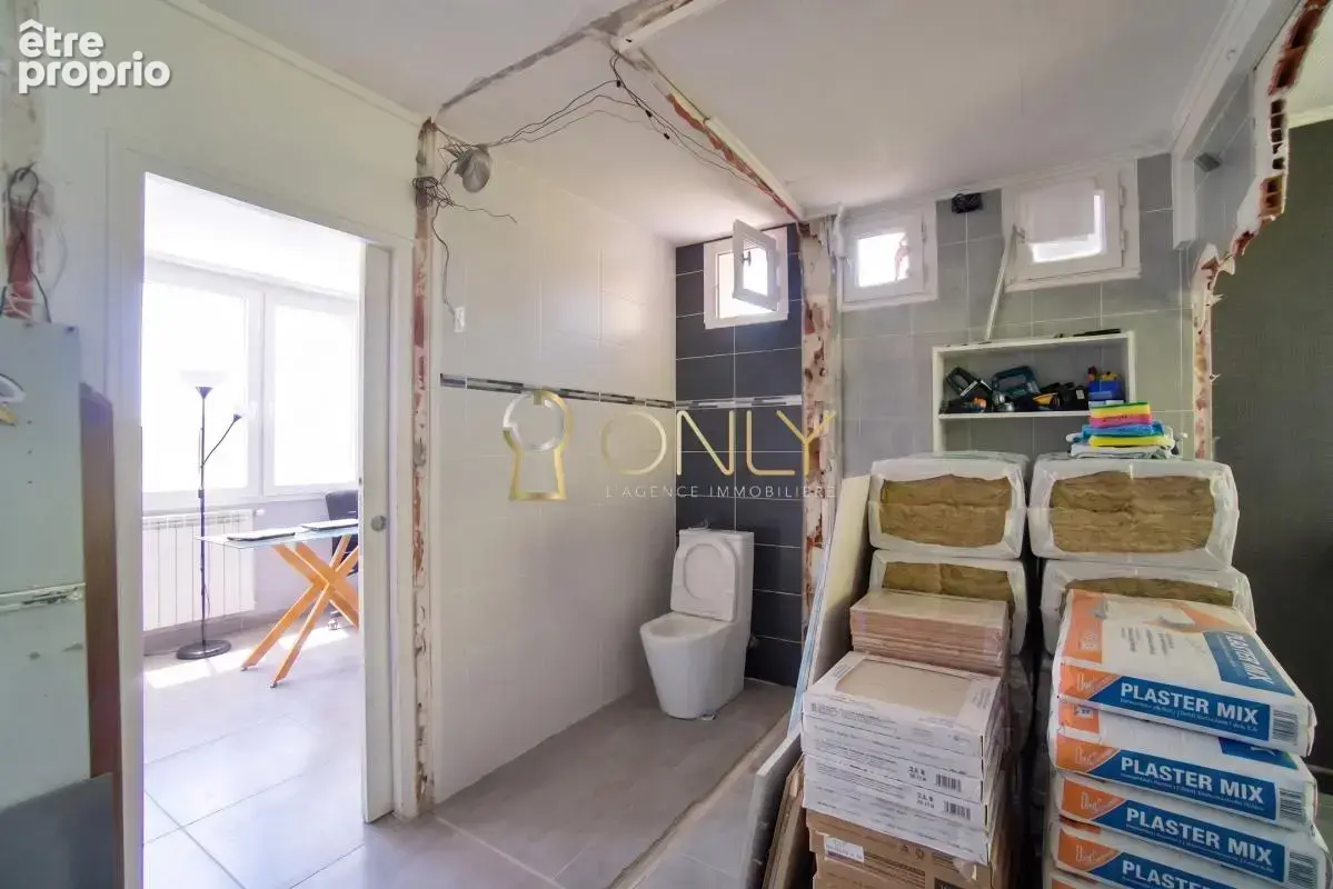 Trévoux - Appartement - T2 - 50 m² - Balcon - photo 6