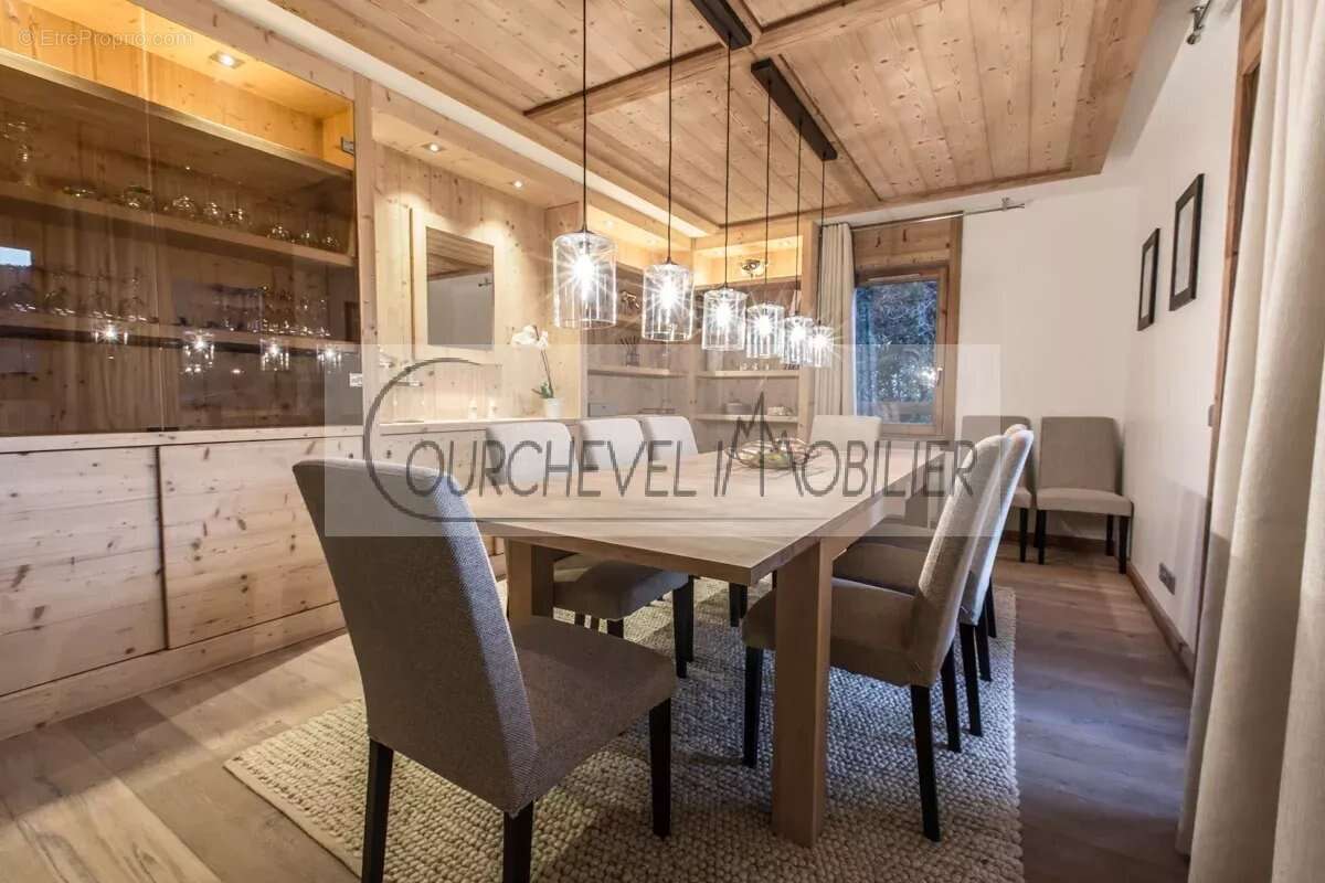 Appartement à LA PERRIERE