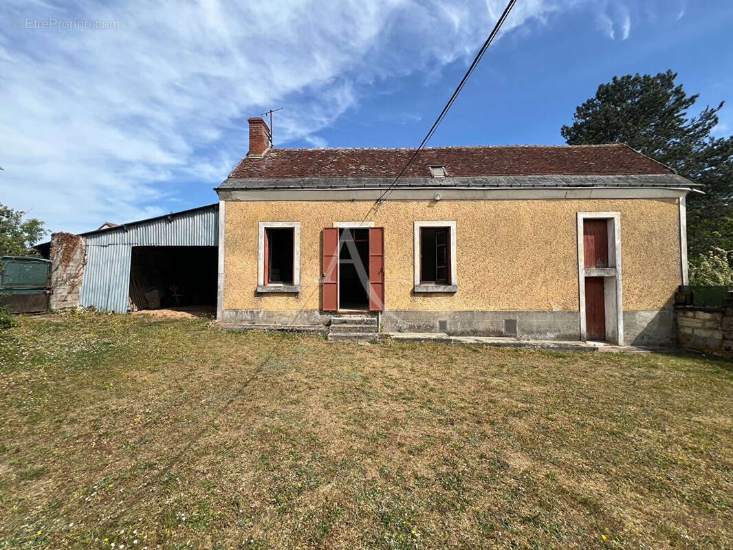 Maison à FAVEROLLES-SUR-CHER