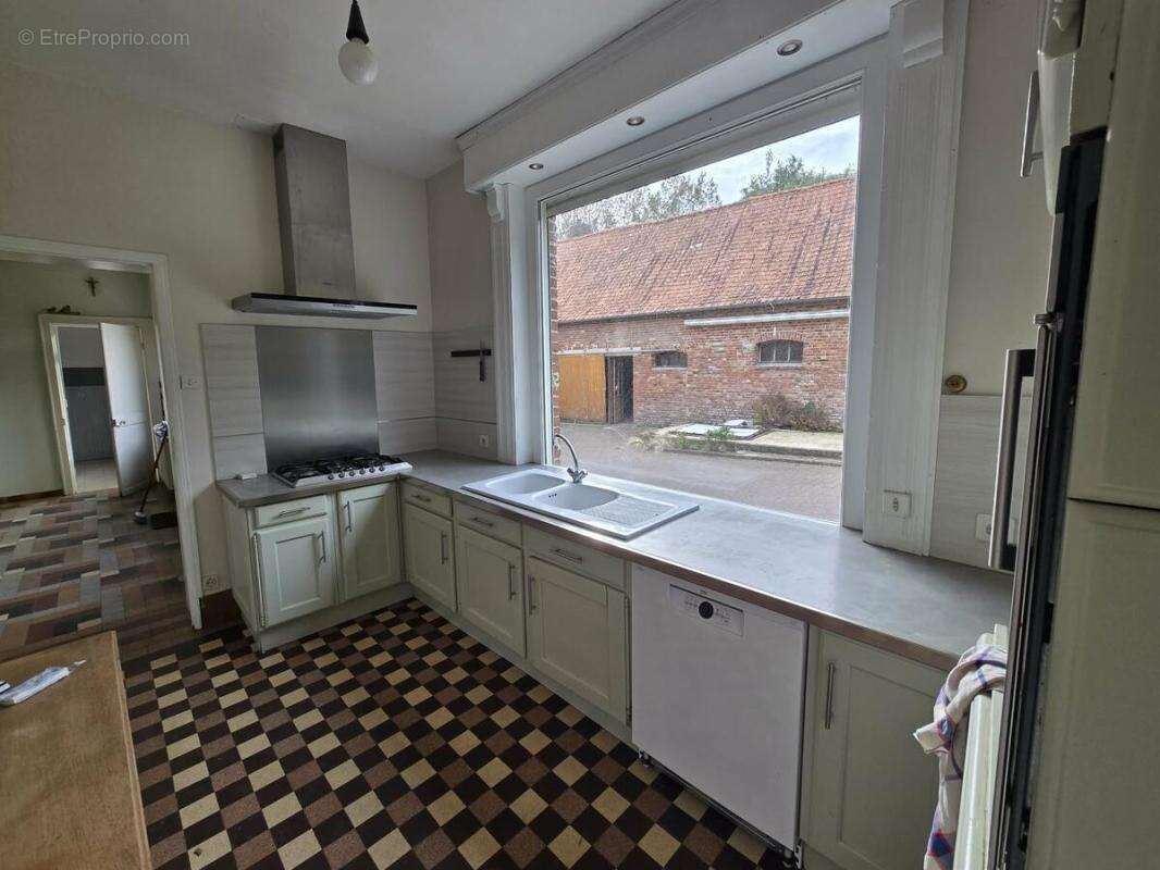 Maison 194 m² à Croix-En-Ternois  - photo 8