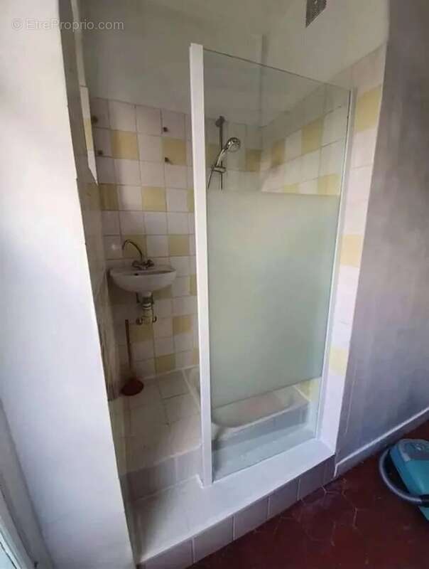 Commerce à PARIS-19E