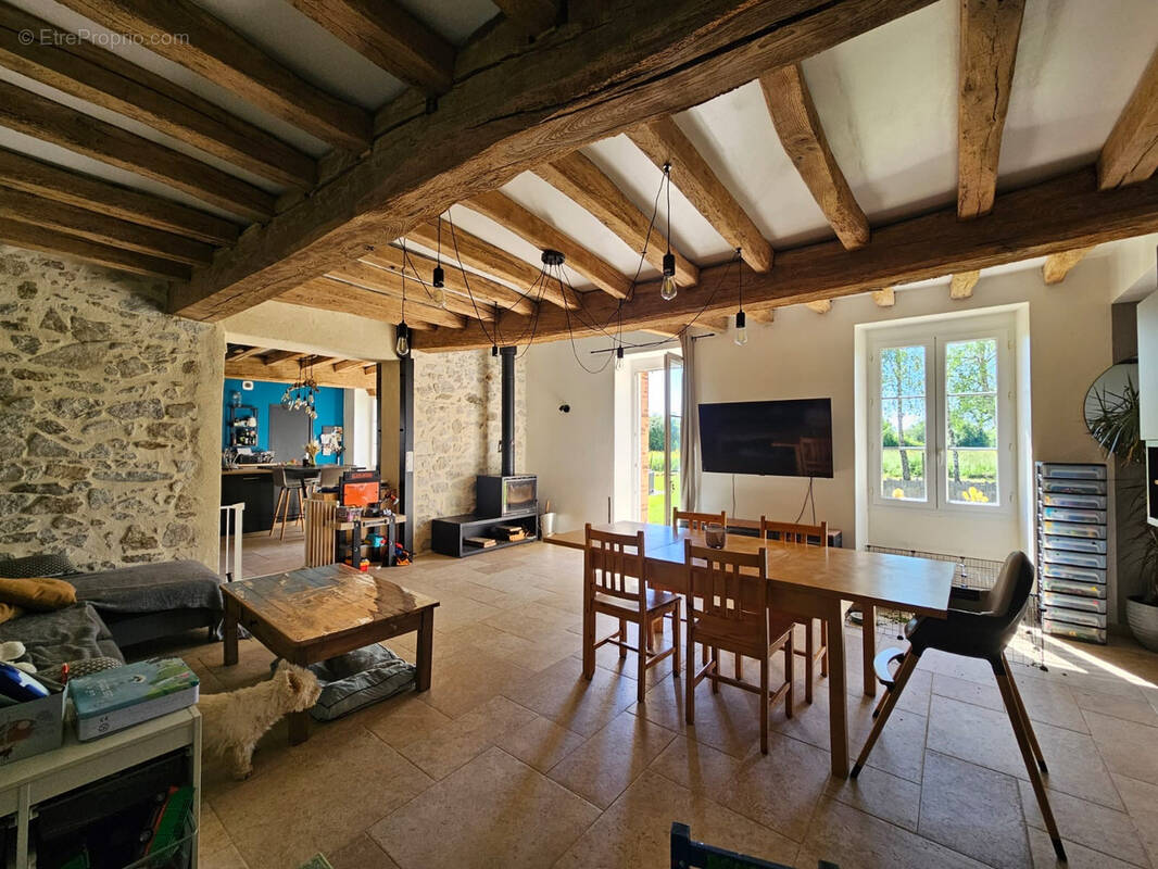 Maison à CHEMILLE