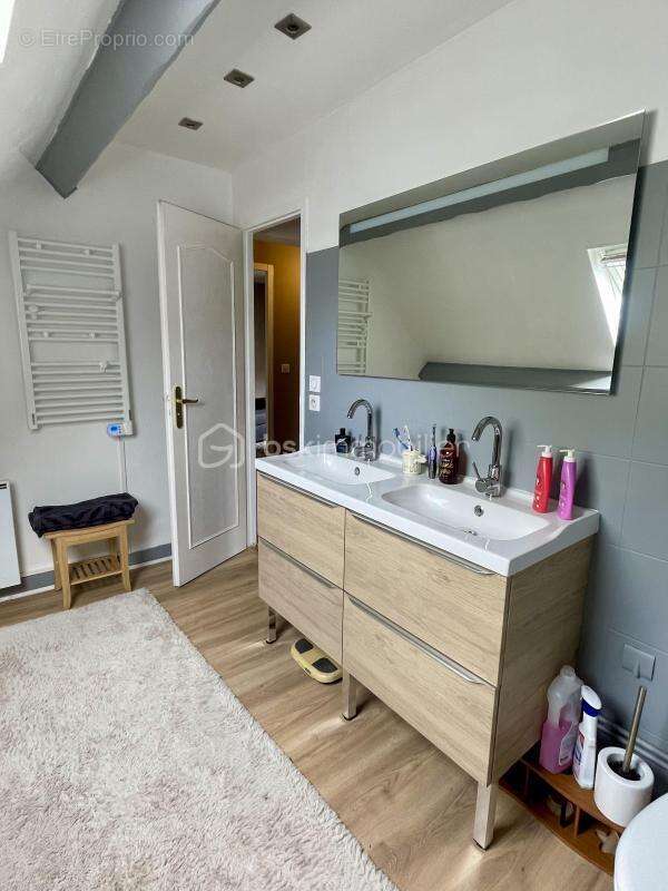 Maison à LA CHAPELLE-GAUTHIER