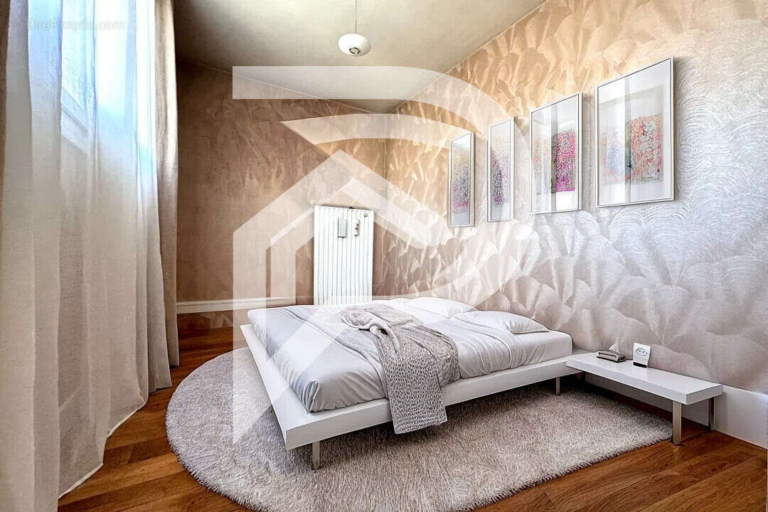 Appartement à EPINAY-SUR-SEINE