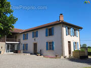 Elegant renovated farmhouse near Castelnau-Magnoac with mature gardens in Southwest France. - Maison à PONSAN-SOUBIRAN