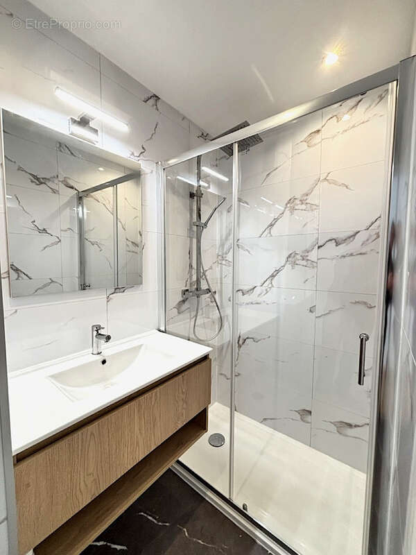 Appartement à SAINTE-FOY-LES-LYON