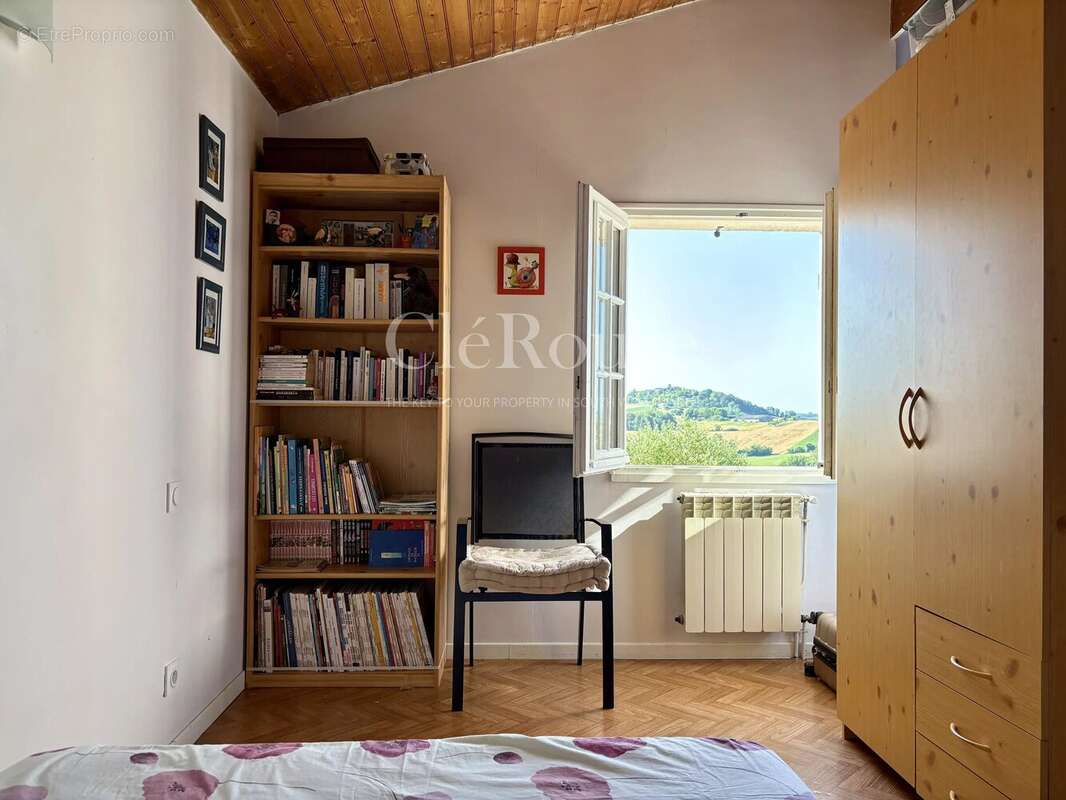 Proche de Tombebœuf – Superbe propriété de 6 chambres avec vues panoramiques, piscine et logement indépendant - photo 7