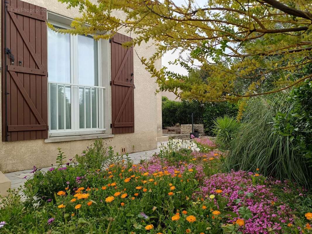 Maison à BAGES