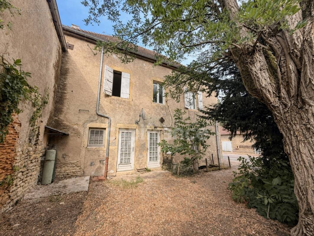 Maison à LE PULEY