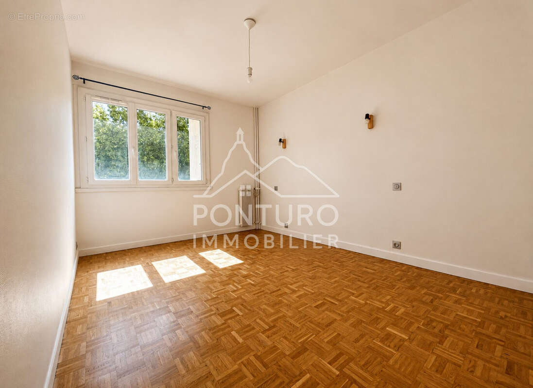 Appartement 100 m² à Le Puy-En-Velay  - photo 6