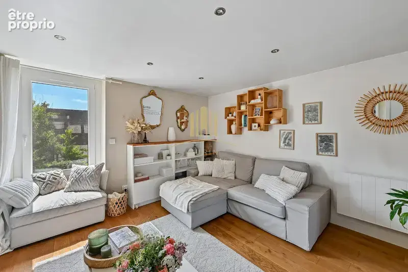 Appartement à BUSSY-SAINT-GEORGES