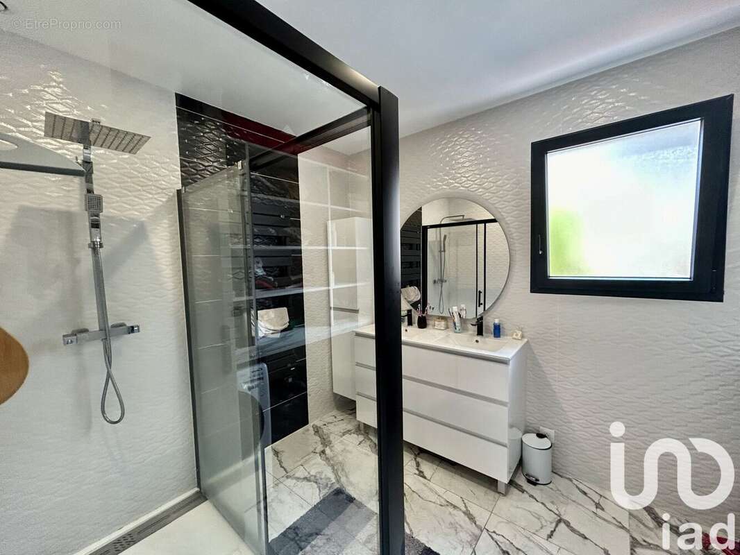 Photo 6 - Maison à LA BREILLE-LES-PINS