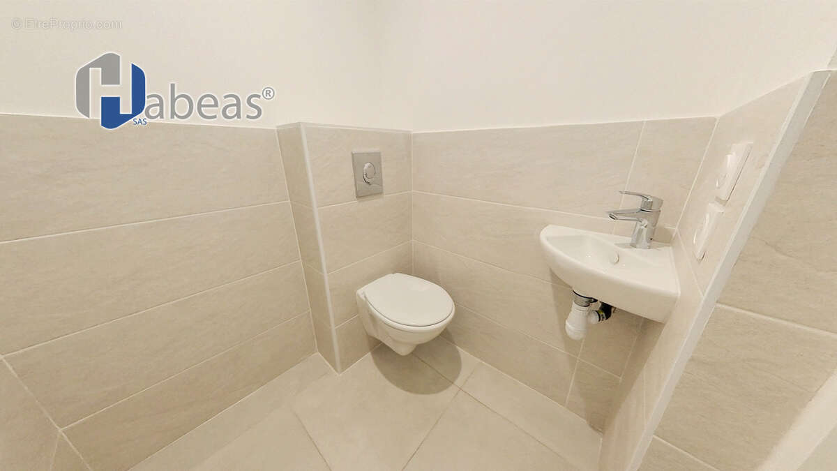 Maison à SAINT-PIERRE-DE-CHANDIEU