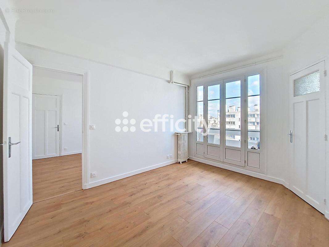 Appartement à ASNIERES-SUR-SEINE