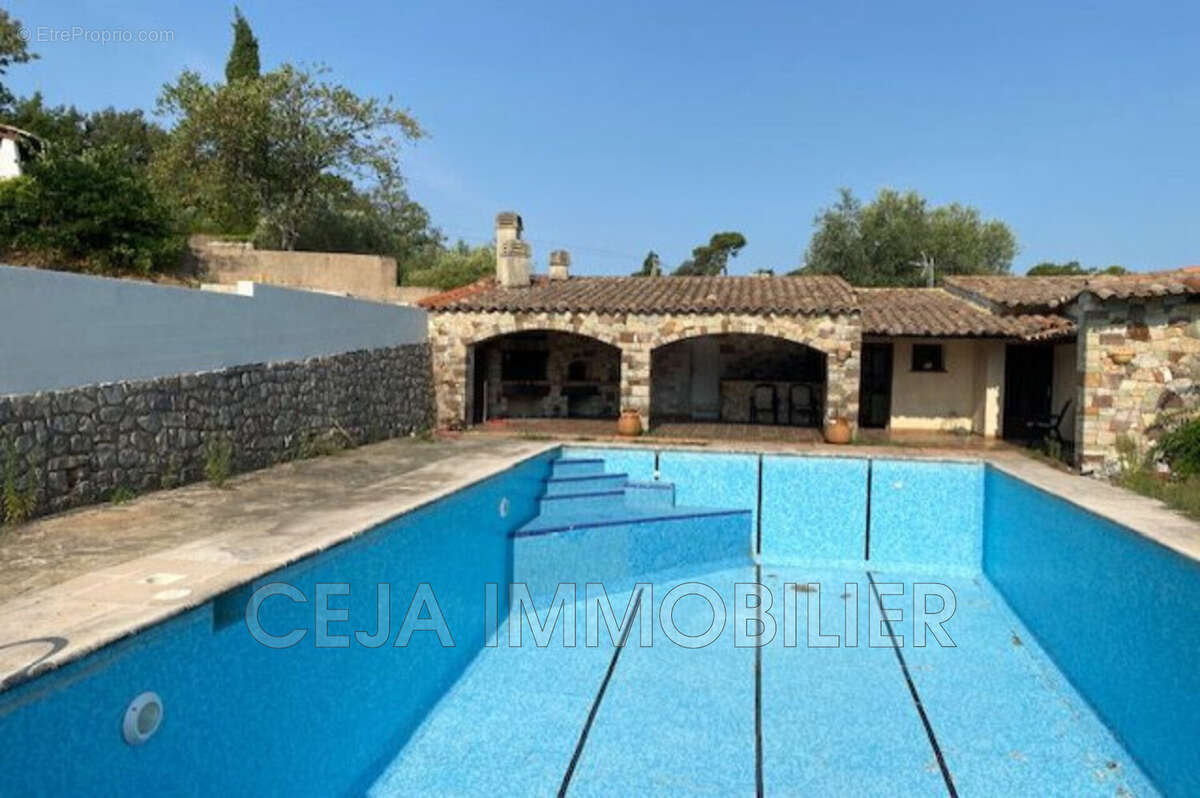 Maison à DRAGUIGNAN