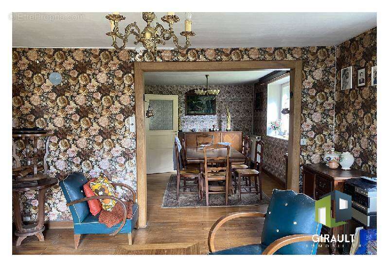 Maison à AUXELLES-BAS