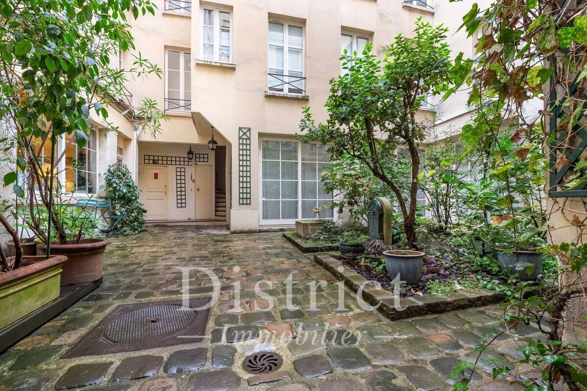 Appartement à PARIS-4E
