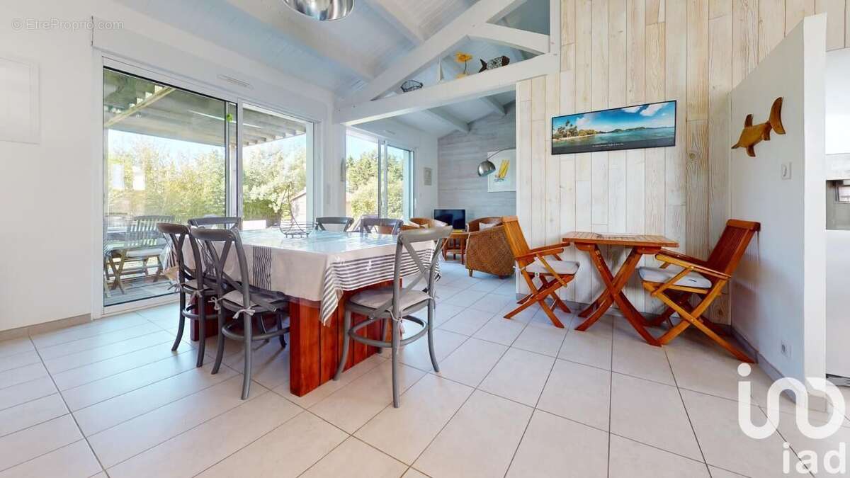 Photo 5 - Maison à SAINT-MARTIN-DE-RE