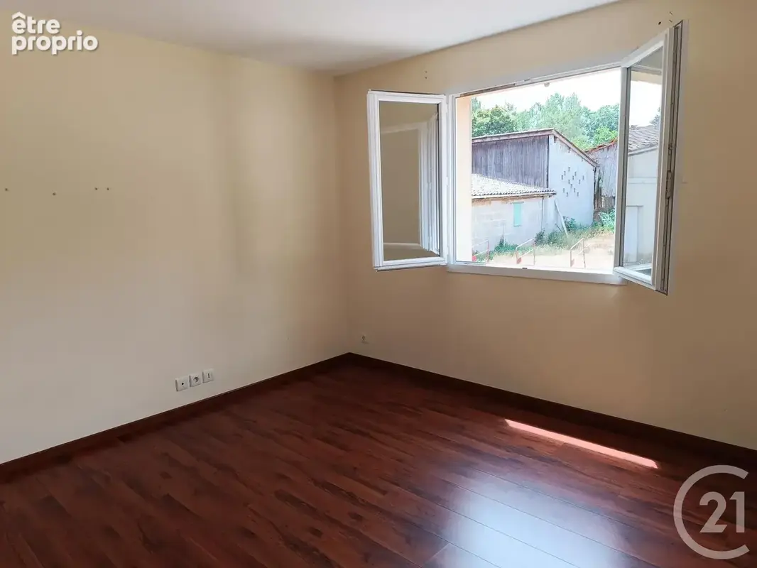 Maison 6 pièces 127 m² à vendre à Cercoux (17270) - photo 7