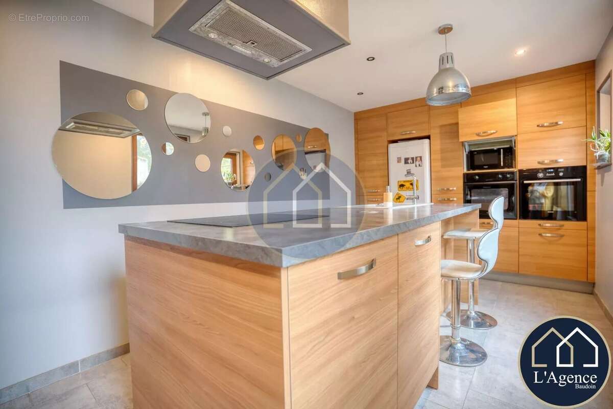 Maison à NOGENT-LE-ROI