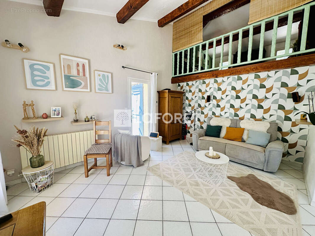 Maison à SAINT-MAXIMIN-LA-SAINTE-BAUME