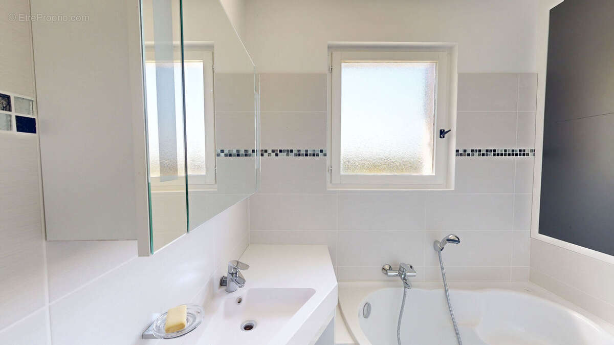 Maison à NOYANT-D'ALLIER