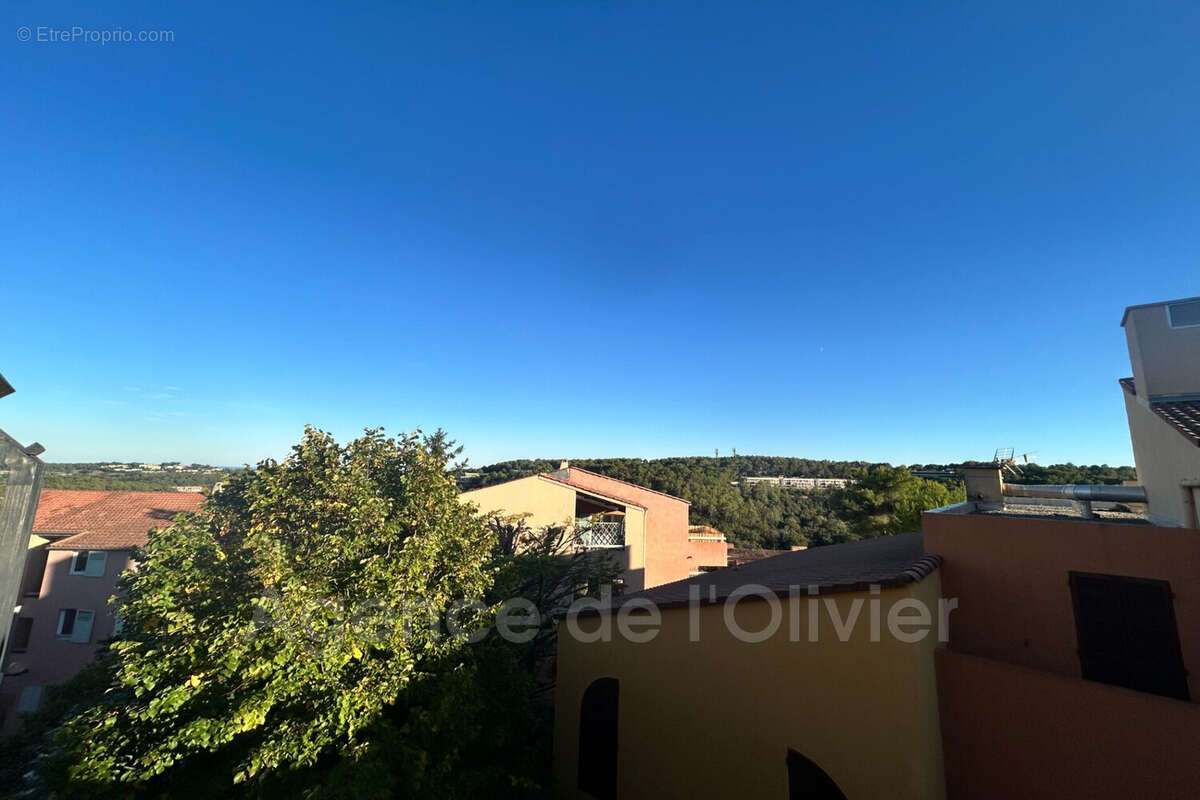 Appartement à VALBONNE