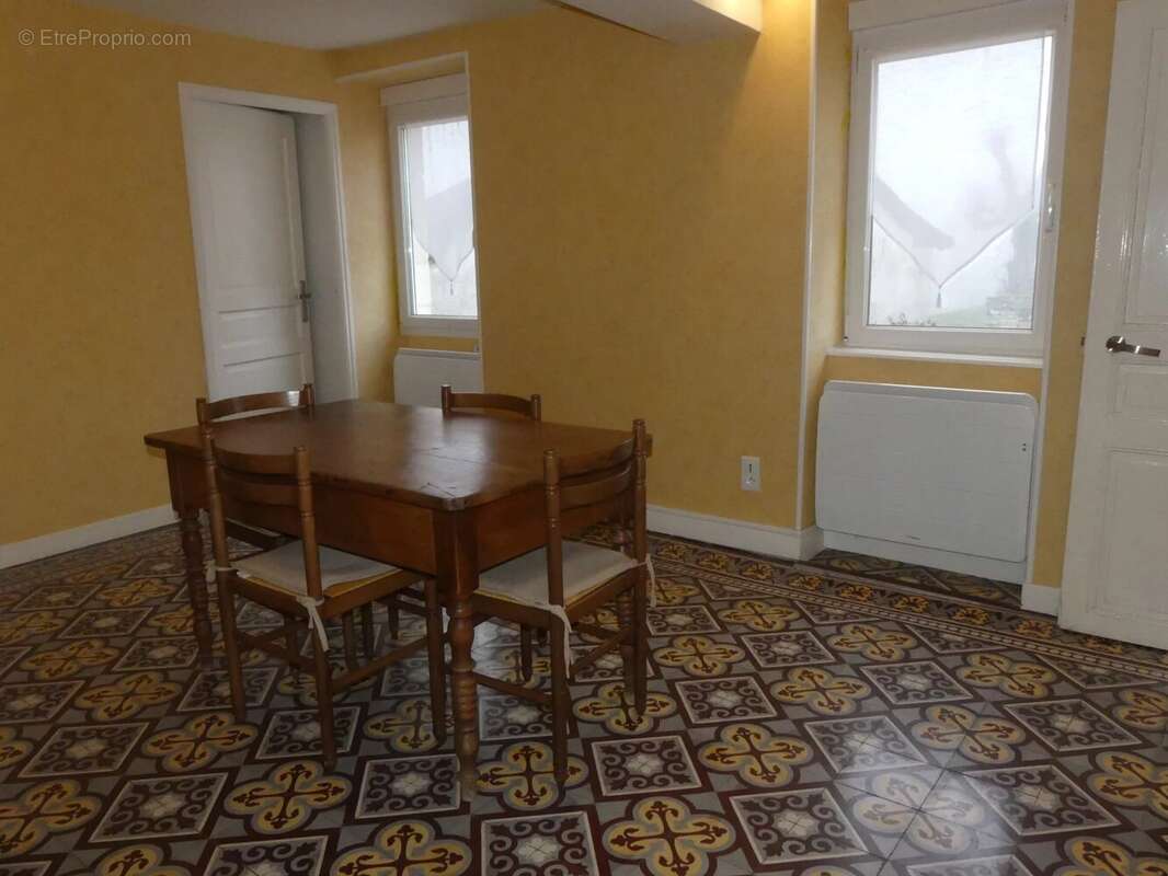 Maison à BISSEY-SOUS-CRUCHAUD