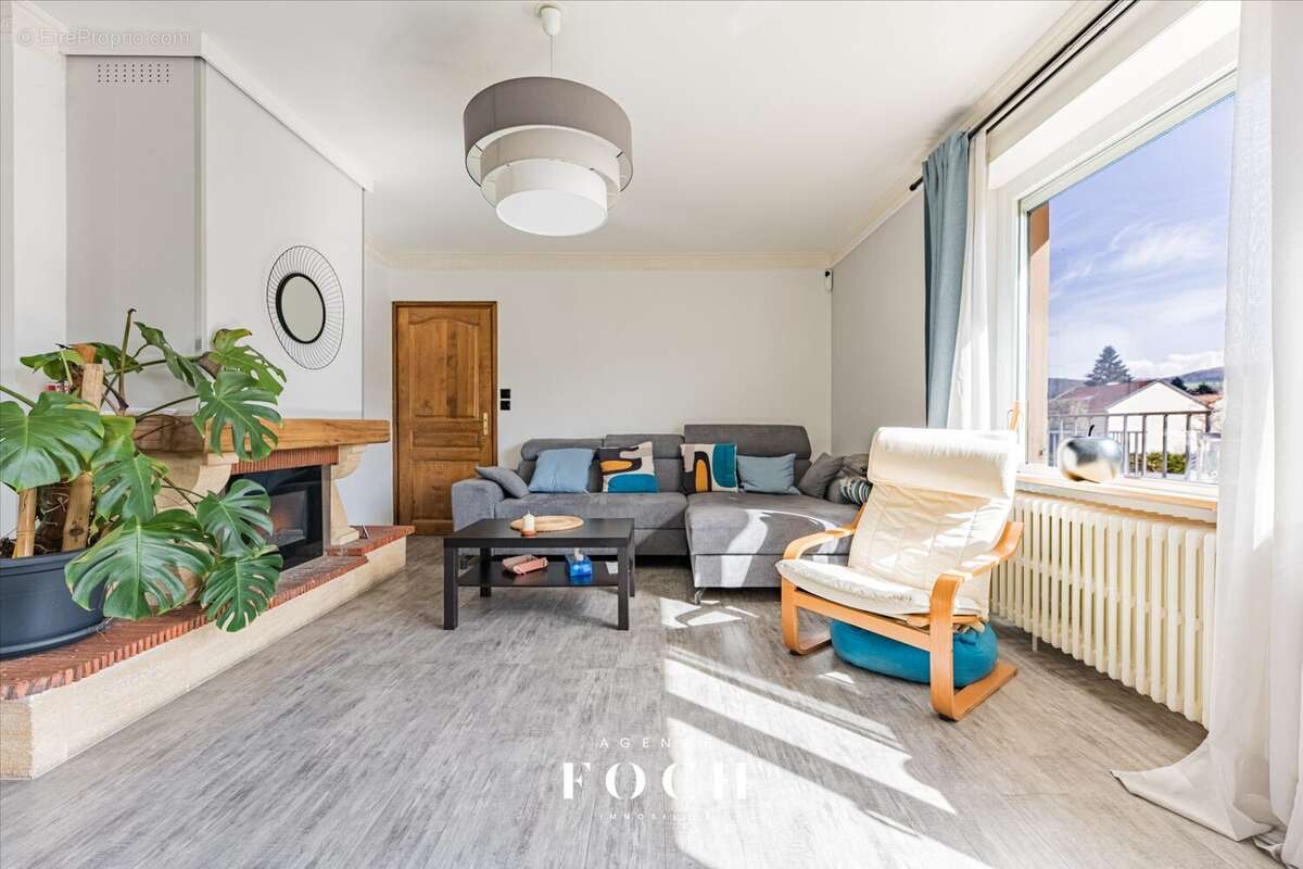 Maison à CORNY-SUR-MOSELLE