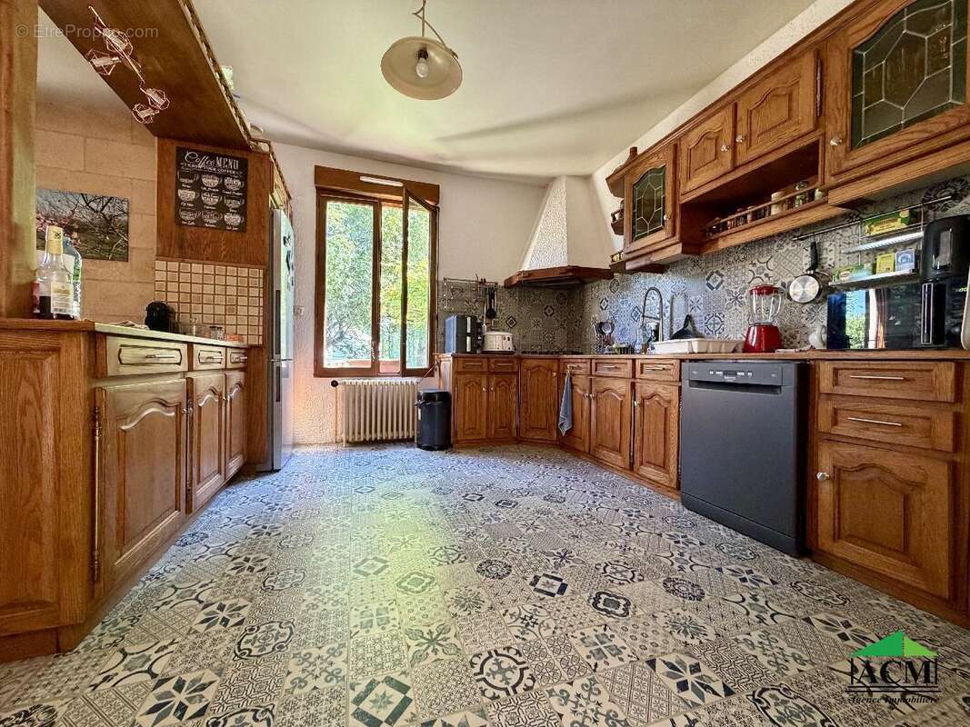 Maison à AUVERS-SUR-OISE