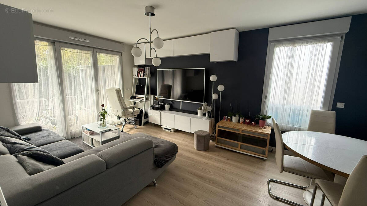 Appartement à CLAYE-SOUILLY