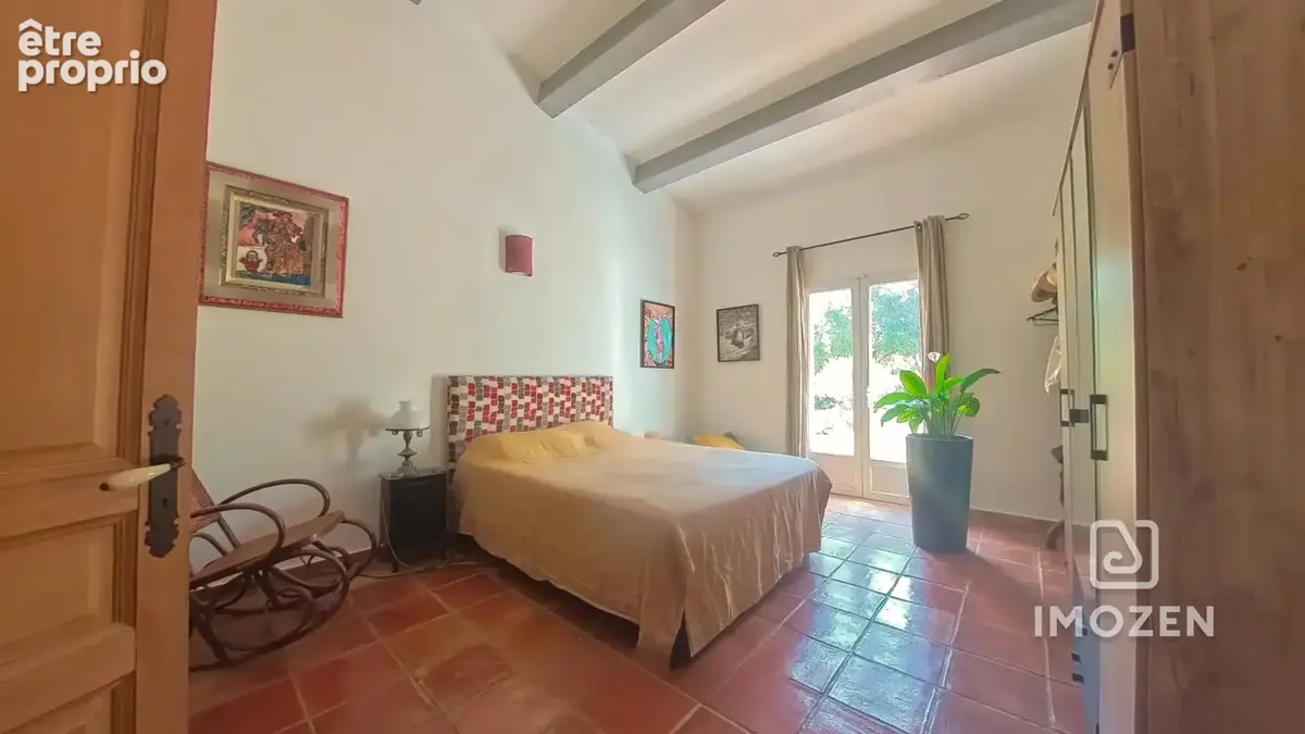 Propriété de caractère avec dépendances, piscine et terrain de 5 809 m2 - photo 10