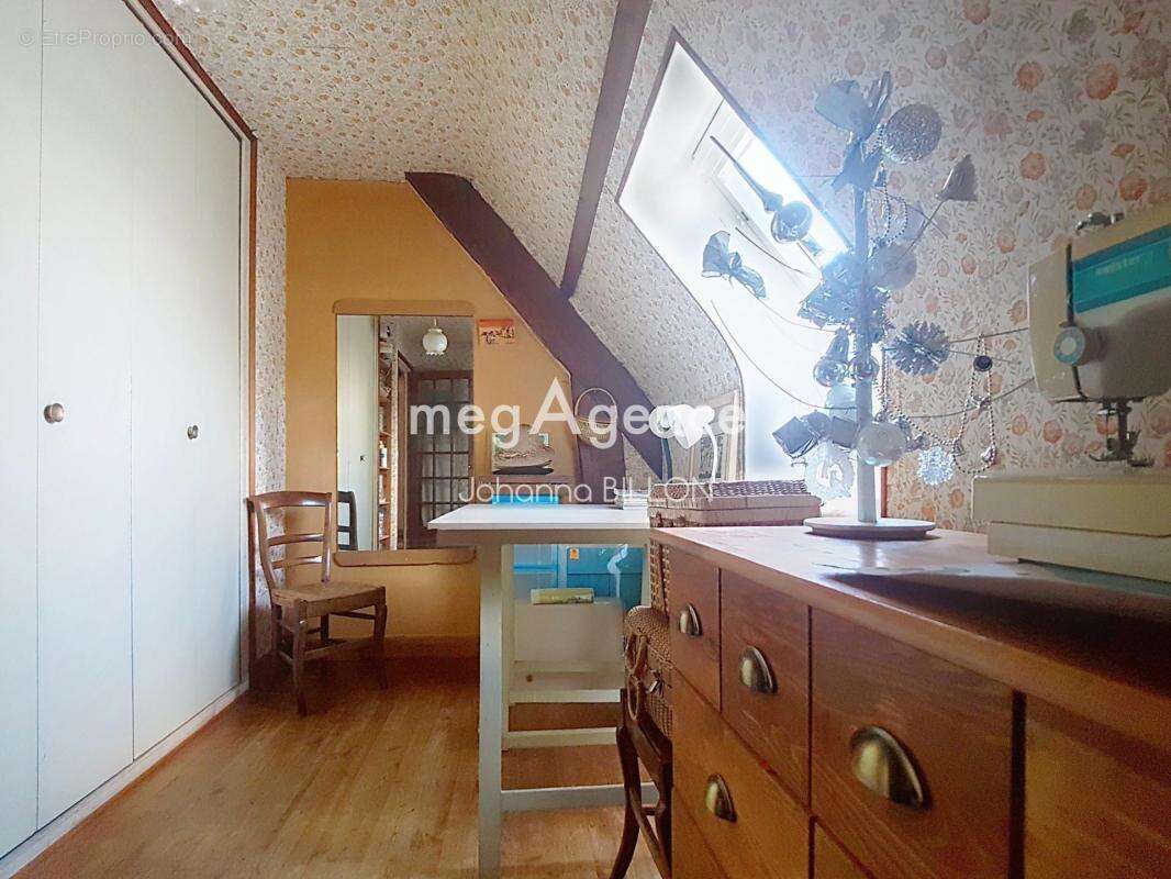 Belle maison familiale avec vie de plain-pied et toiture en ardoise naturelle !! - photo 14