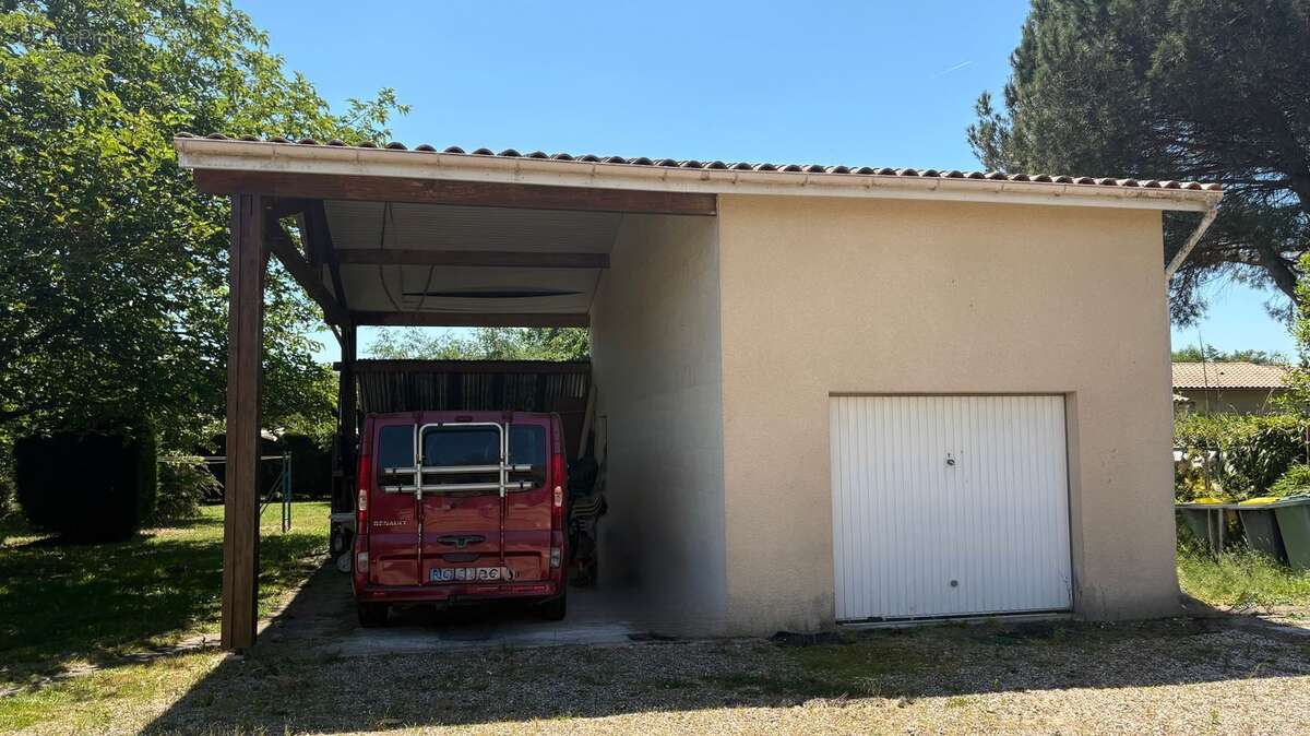 garage - Maison à GOURS