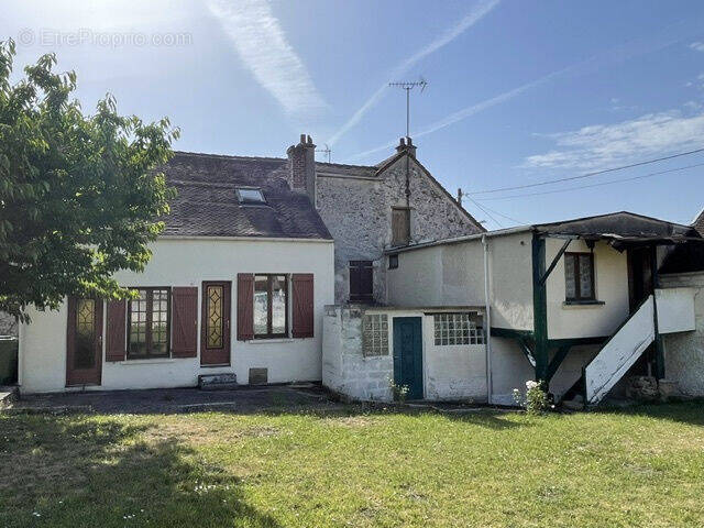 Photo 1 - Maison à JOUY-SUR-MORIN