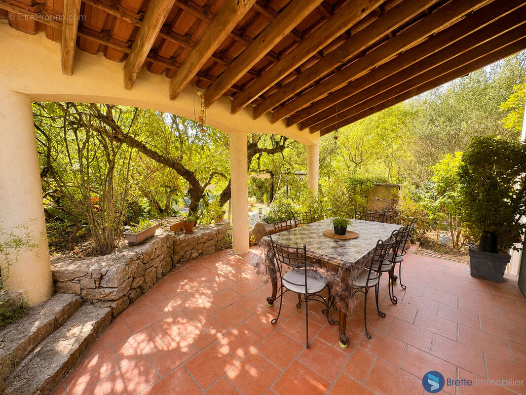 Le revest les eaux - maison - 110 m - dependance - bassin - photo 4