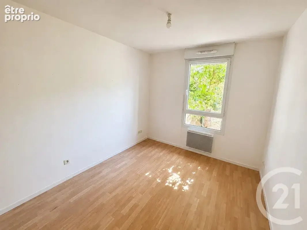 Appartement 61 m² à La Salvetat-Saint-Gilles  - photo 7