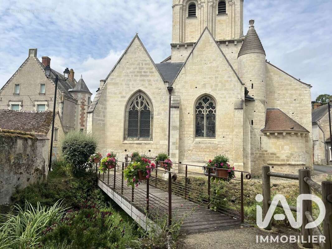 Maison 35 m² à La Celle-Guenand  - photo 4