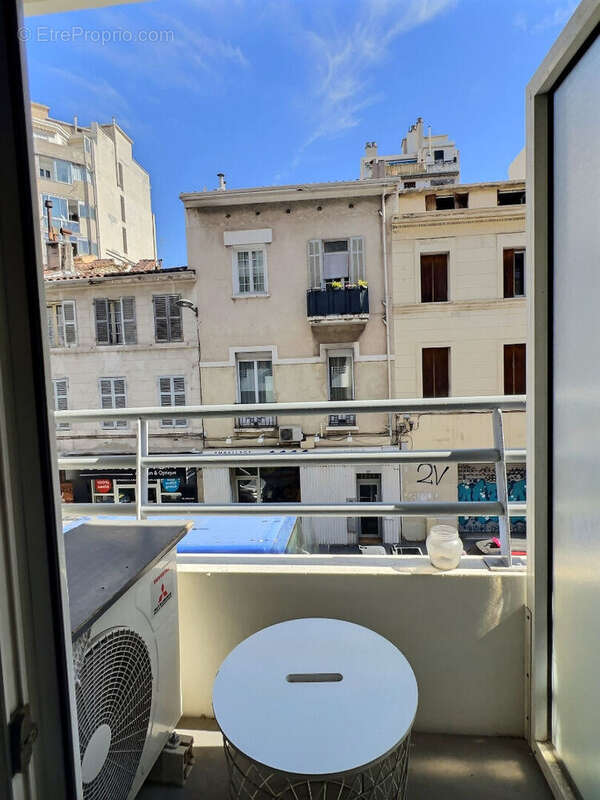 Appartement à MARSEILLE-6E