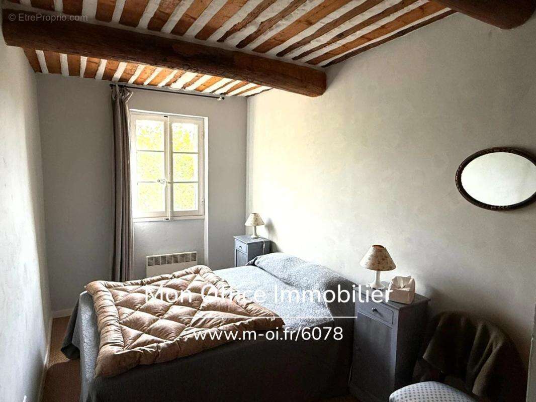 Maison à ROUSSILLON