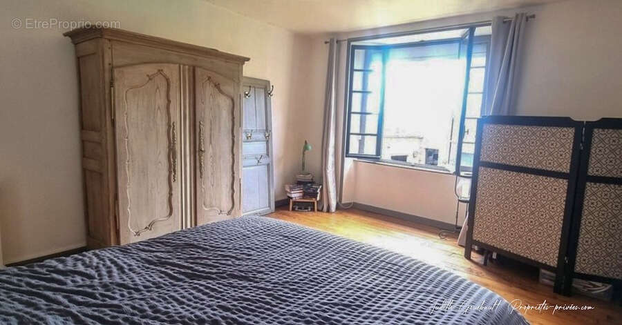 Maison de ville 225m2. NEGOCIABLE - photo 4