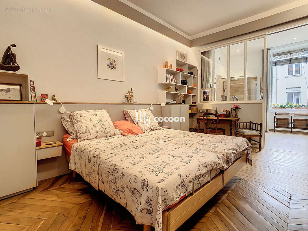 Appartement à LYON-7E