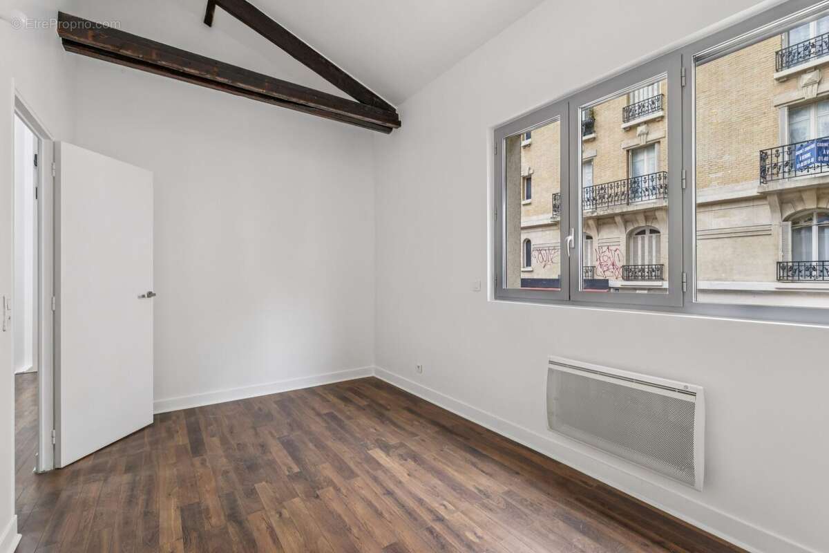 Appartement à PARIS-11E