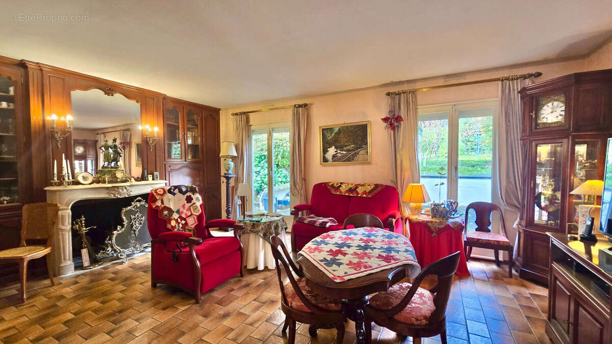 Maison à ATHIS-MONS