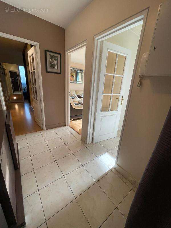 Appartement à BALLAINVILLIERS